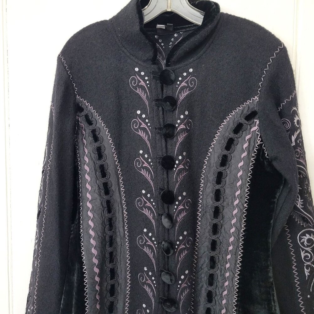Covelo Women's Black Embroidered Wool Blend Jacket With Velvet Trim Button Front - Picture 2 of 7